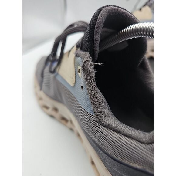 On cloud Engineering Running Shoes Sneakers Mens Size 8 main image 8